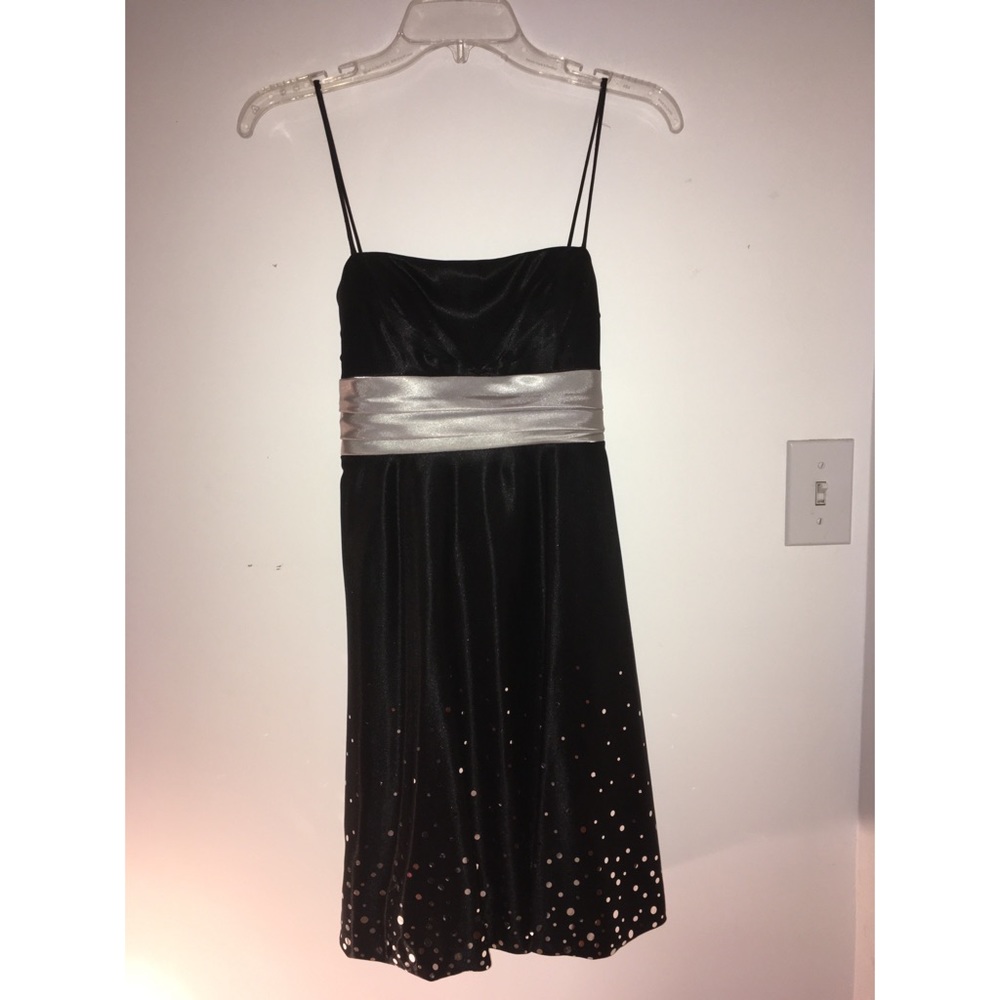 Junior’s Semi Dress